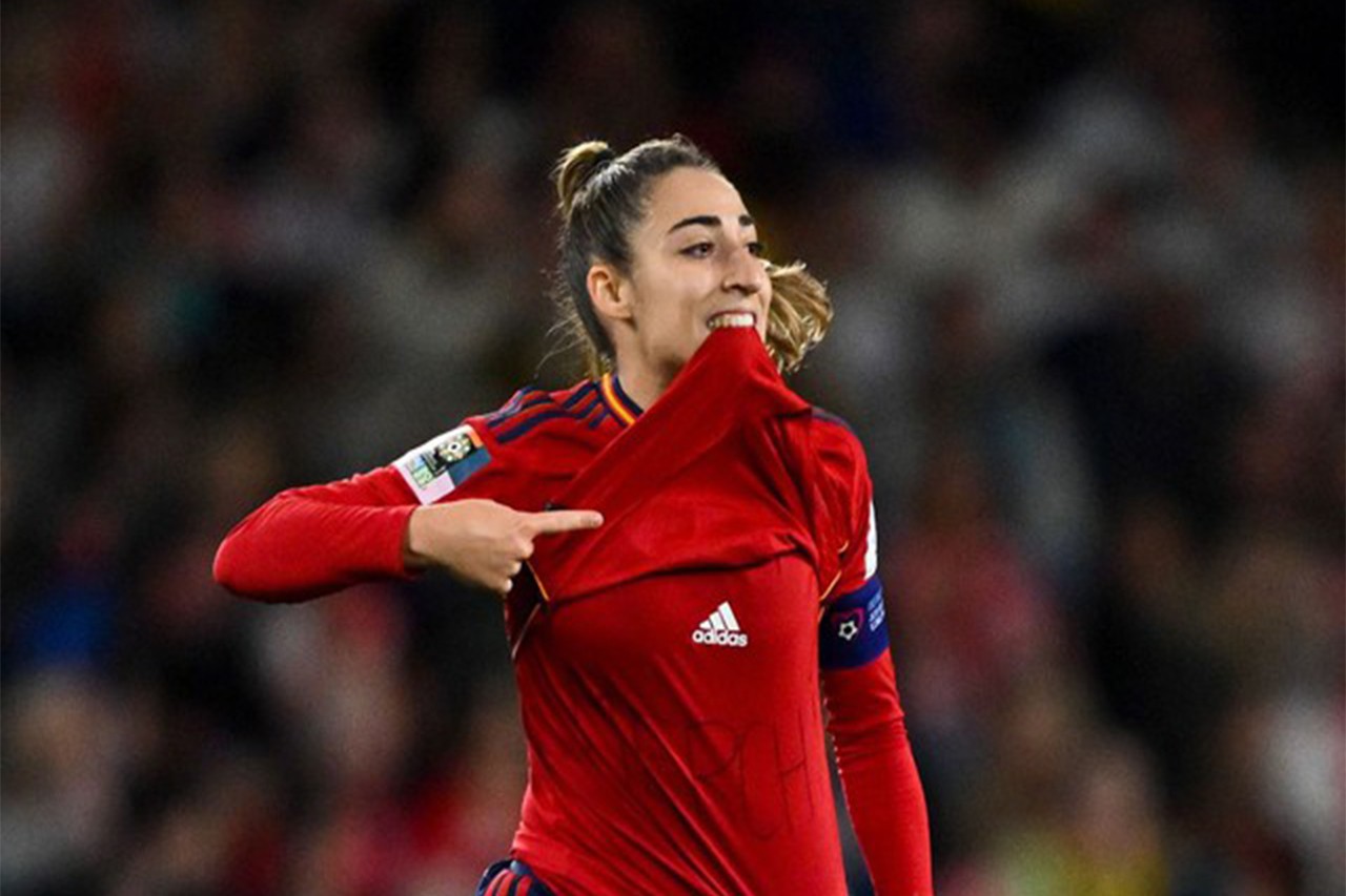 Hậu vệ trái Olga Carmona nhận tin cha qua đời sau trận chung kết World Cup nữ 2023