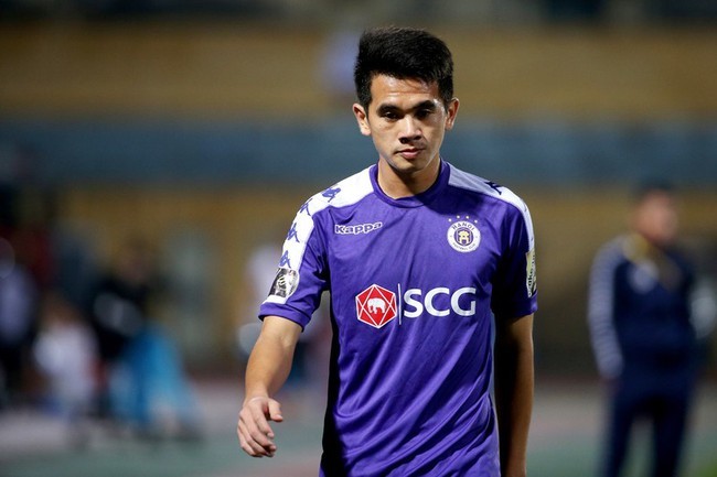 Hậu vệ Văn Kiên sắp đầu quân cho CLB Nam Định