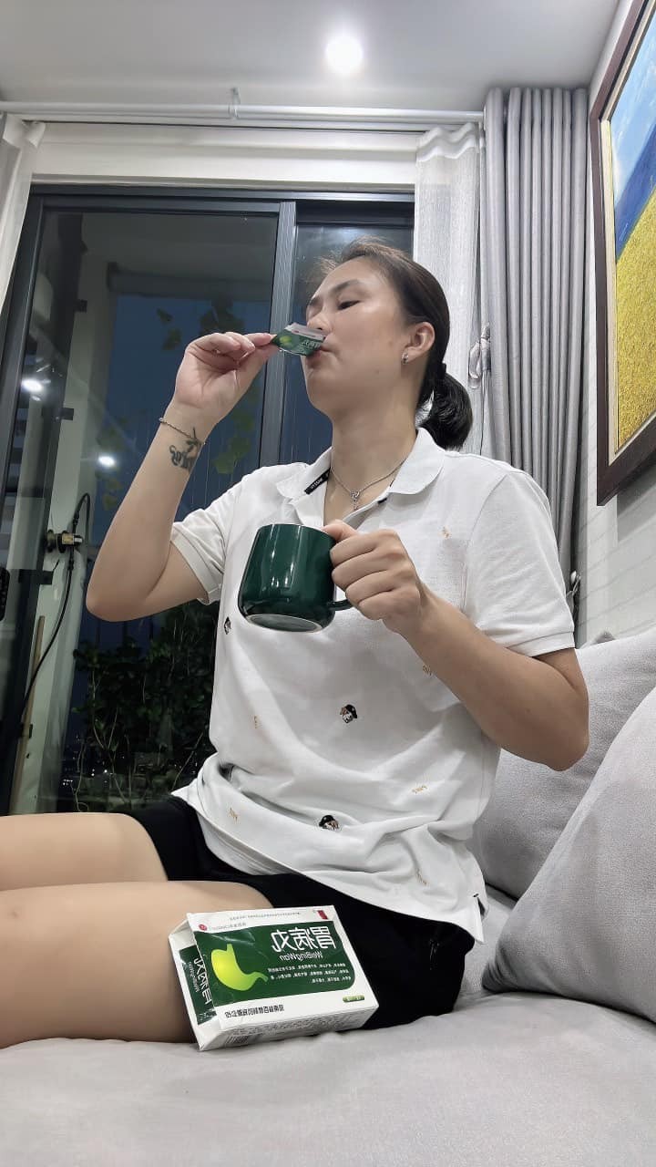 Kim Huệ đảm bảo chế độ ăn đủ 3 bữa mỗi ngày, song sẽ hạn chế ăn tinh bột và không ăn vặt, đồ ăn chứa nhiều dầu mỡ