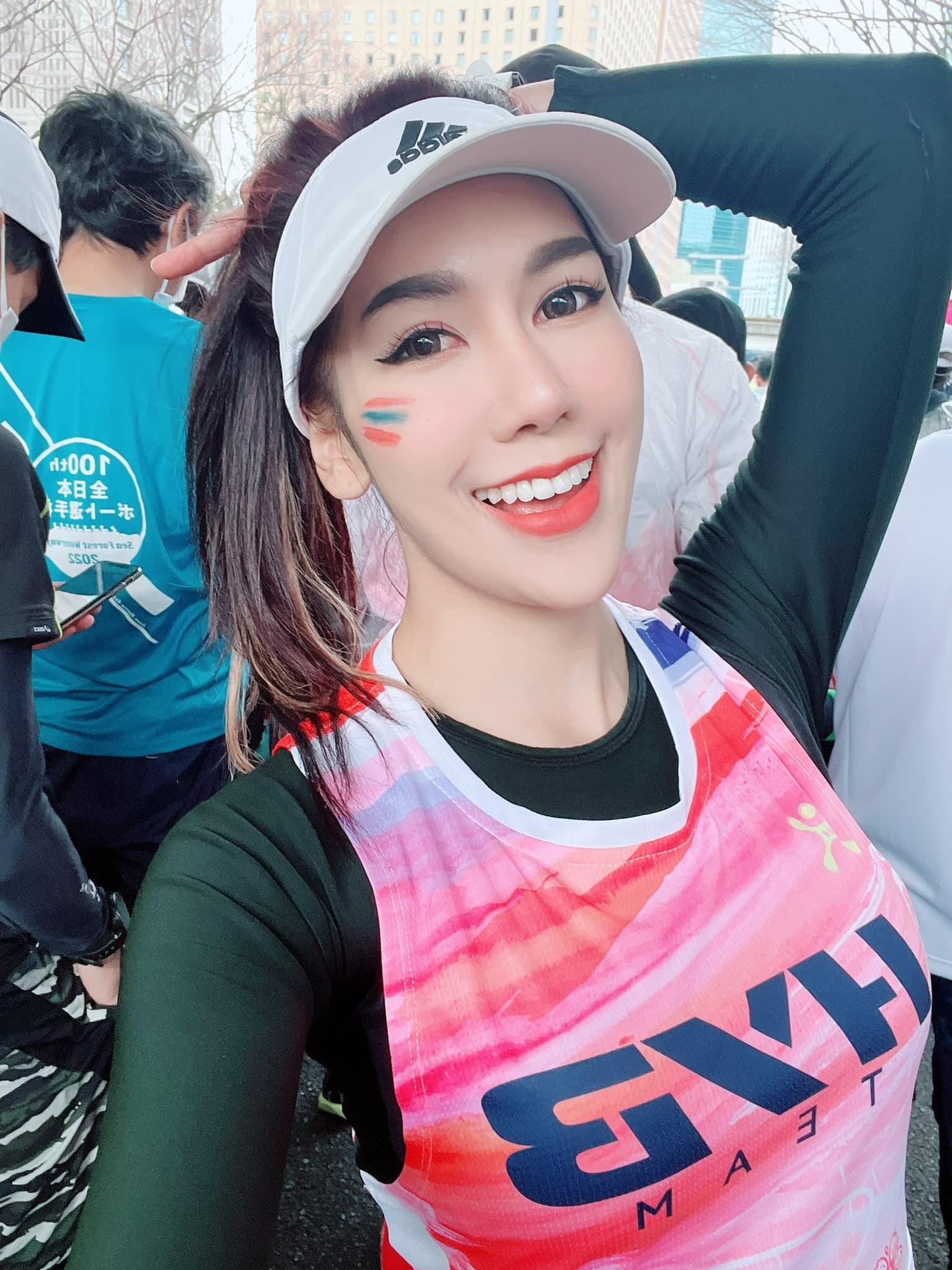 Lertsiri Tosing sinh năm 1993 là một trong số những chân chạy nổi bật với làng chạy bộ phong trào ở Thái Lan