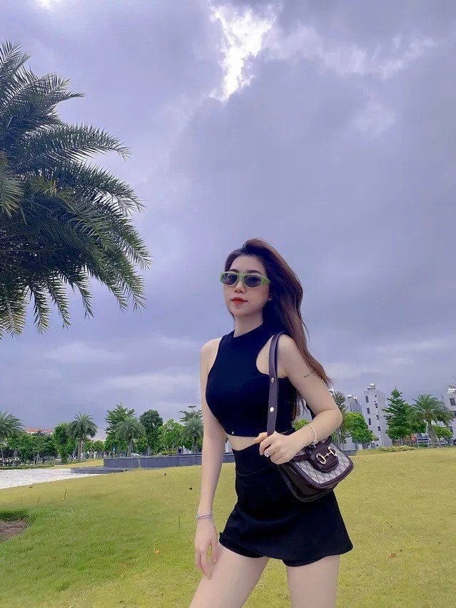 Nguyễn Thị Nụ, em gái Văn Toàn ngày càng nhuận sắc, theo đuổi phong cách ăn mặc cực kỳ sexy