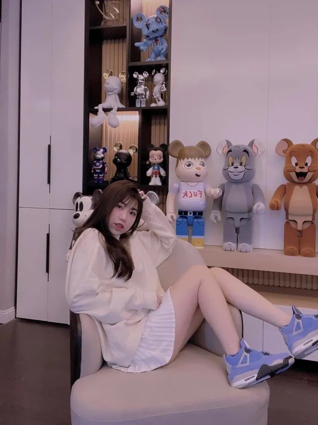 Em gái Văn Toàn tung loạt ảnh đón sinh nhật tuổi 26 khoe vẻ đẹp đầy quyến rũ - Ảnh 1