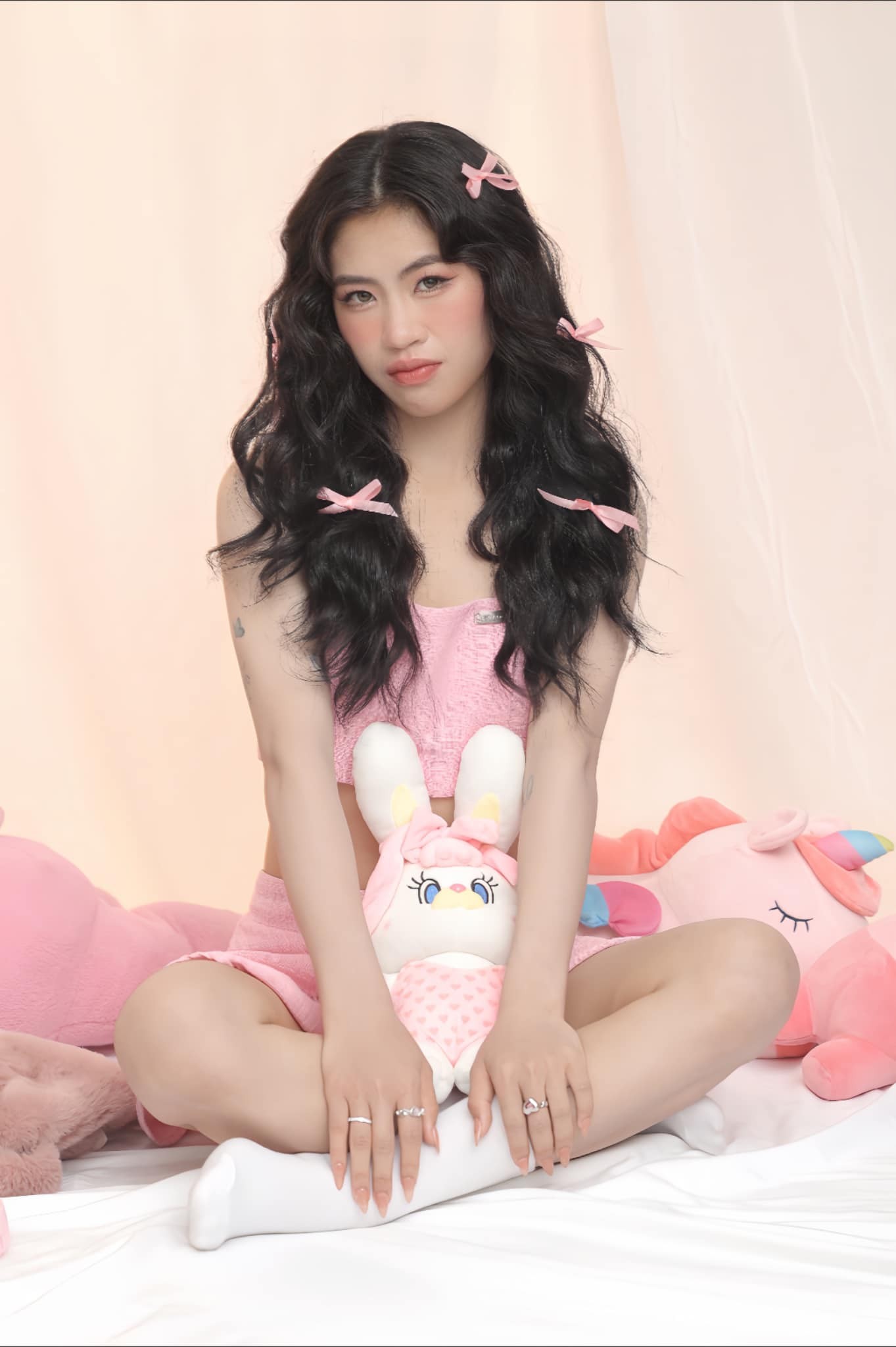 Nguyễn Thị Thanh Nhã sinh ngày 25/9/2001, thuộc biên chế câu lạc bộ Hà Nội. Cô là phát hiện mới của huấn luyện viên Mai Đức Chung