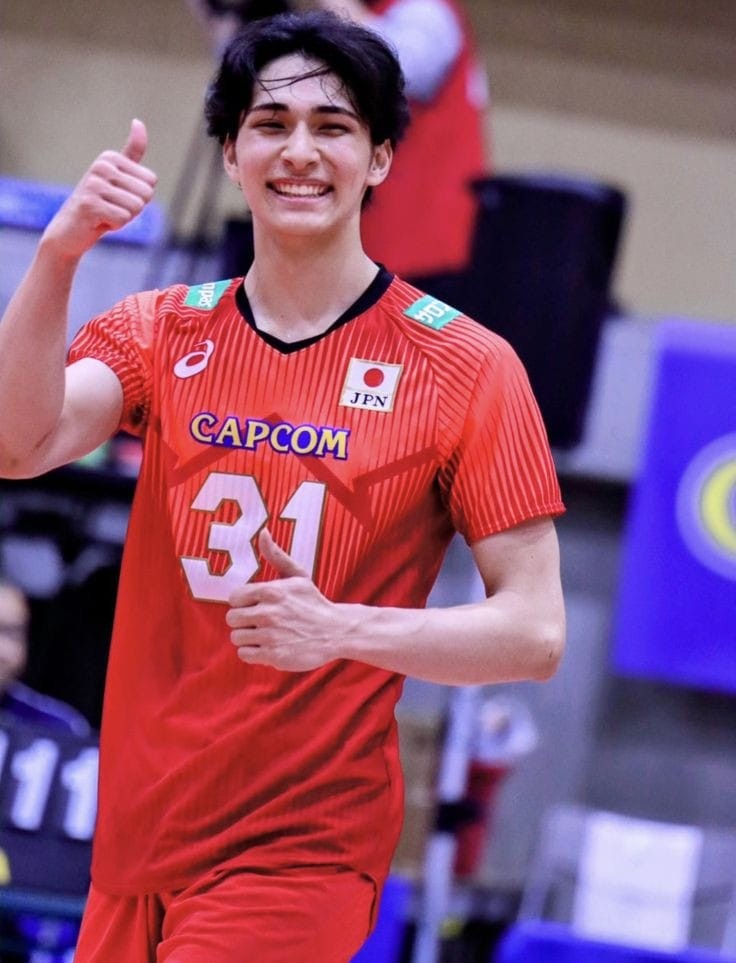 CDM cho rằng ngoại hình nam tính pha chút dễ thương của Takahashi cuốn hút không kém cạnh gì những tài tử điển trai tại Nhật Bản như Yokohama Ryusei, Toma Ikuta hay Tori Matsuzaka,...