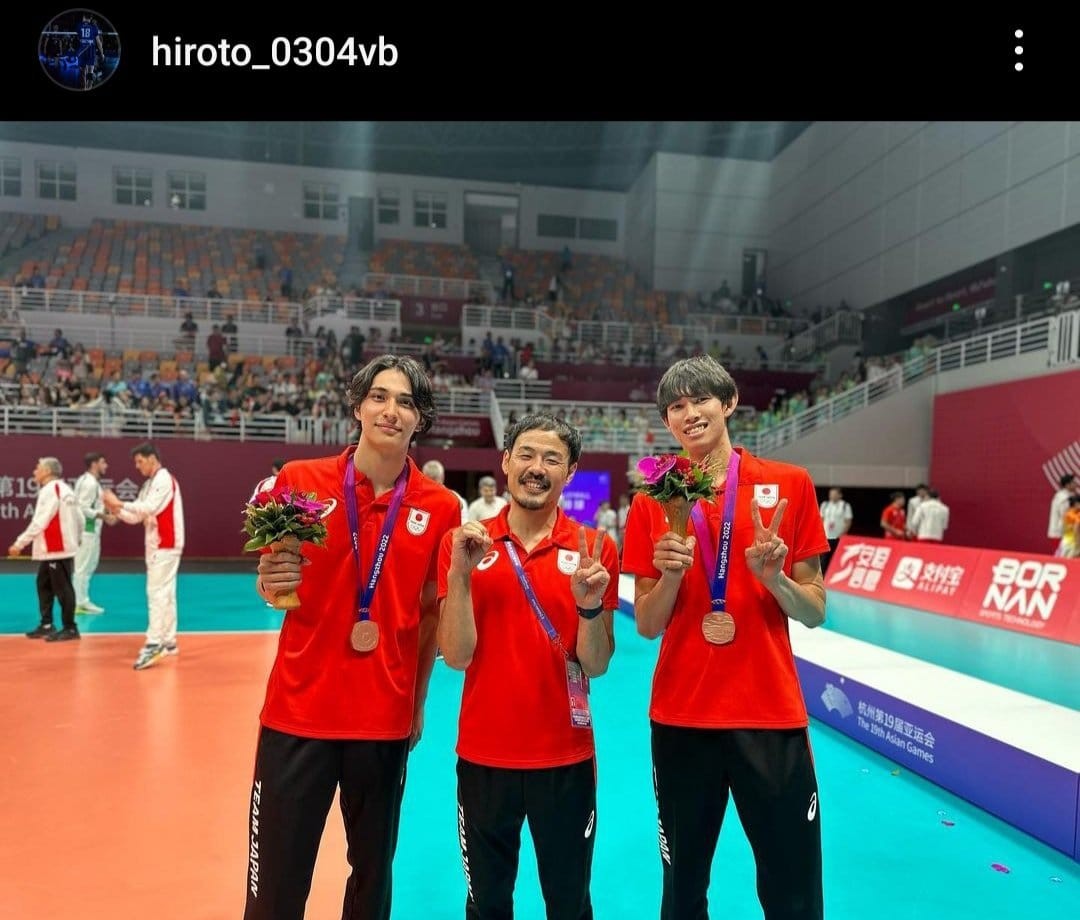 Keihan Takahashi cùng đội tuyển bóng chuyền Nhật Bản đã vượt qua Qatar với tỷ số 3-1 để giành được tấm Huy chương Đồng tại Asiad 19.