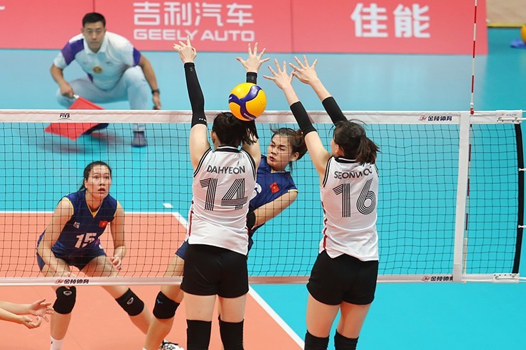 Tuyển bóng chuyền nữ Việt Nam ngược dòng ấn tượng đánh bại Hàn Quốc Tuyển bóng chuyền nữ Việt Nam ngược dòng ấn tượng đánh bại Hàn Quốc