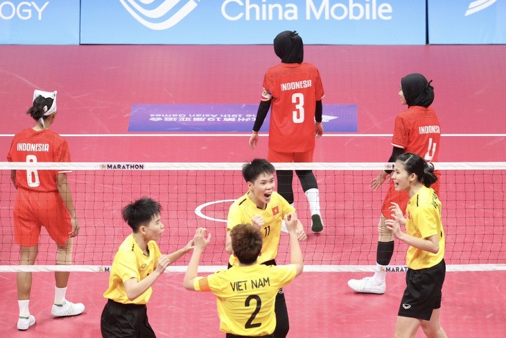 ASIAD 19: Tuyển cầu mây nữ Việt Nam giành HCV sau chiến thắng kịch tính trước Indonesia - Ảnh 1 ASIAD 19: Tuyển cầu mây nữ Việt Nam giành HCV sau chiến thắng kịch tính trước Indonesia - Ảnh 1