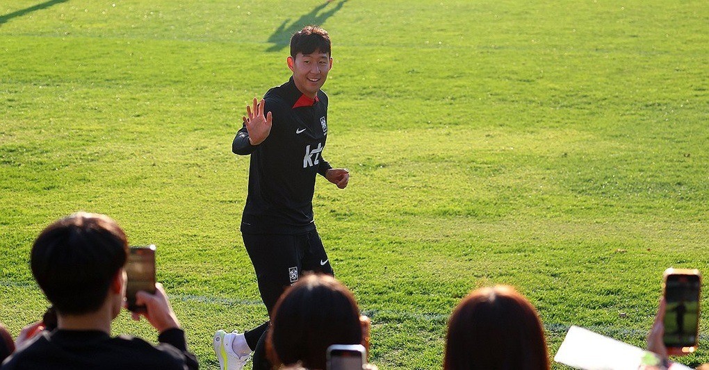 Son Heung Min đã bỏ lỡ buổi tập vào ngày 11/10 cùng đồng đội Son Heung Min đã bỏ lỡ buổi tập vào ngày 11/10 cùng đồng đội