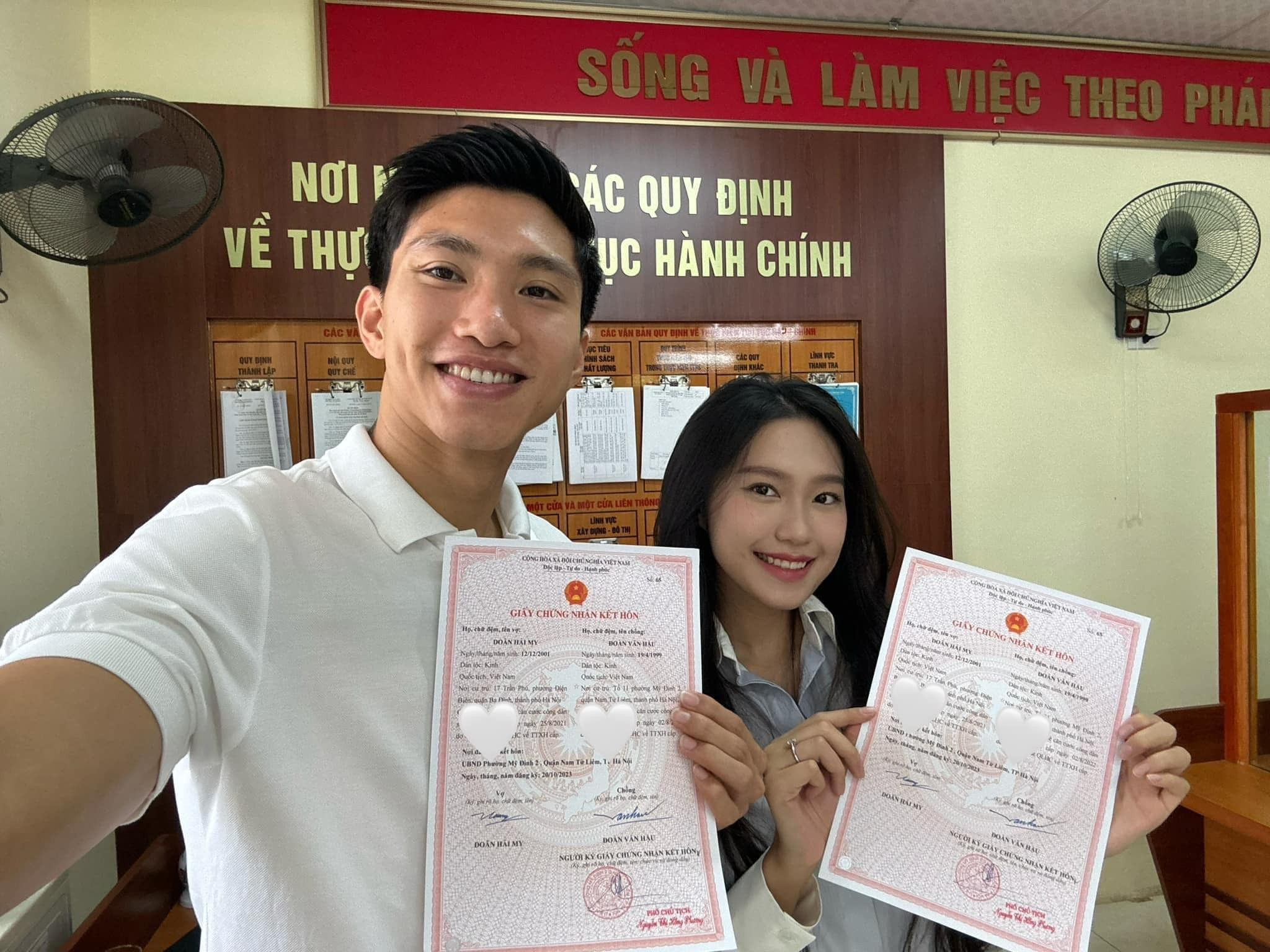Đoàn Văn Hậu chính thức đăng ký kết hôn với Doãn Hải My - Ảnh 1 Đoàn Văn Hậu chính thức đăng ký kết hôn với Doãn Hải My - Ảnh 1