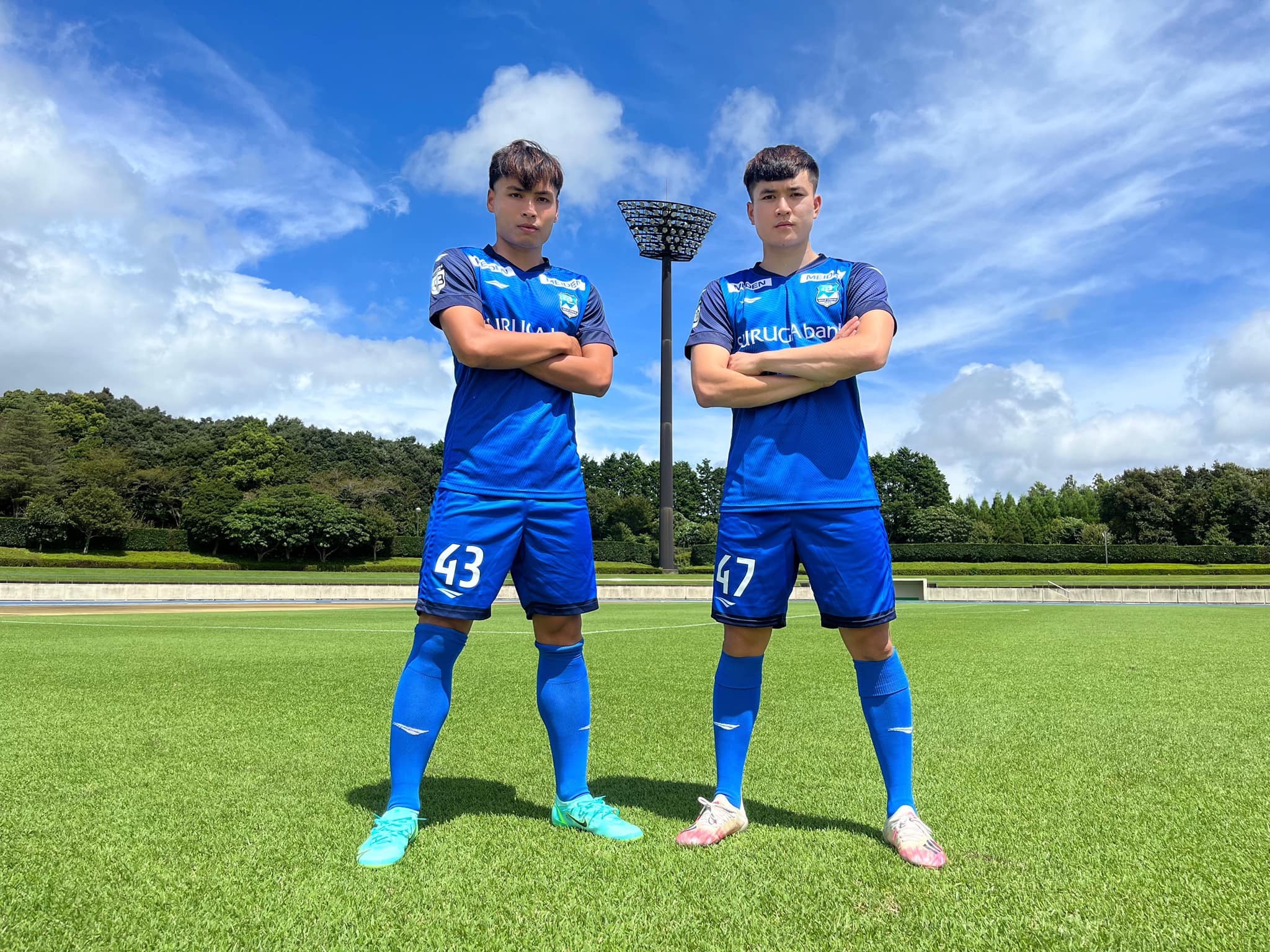 Nguyễn Văn Sơn (phải) và Nguyễn Ngọc Hậu (trái)