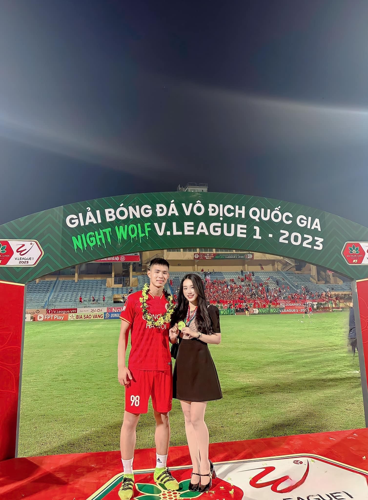 Tuấn Dương cũng là một trong những nhân tố nổi bật giúp CLB Công an Hà Nội đăng quang ở sân chơi cao nhất bóng đá Việt Nam.