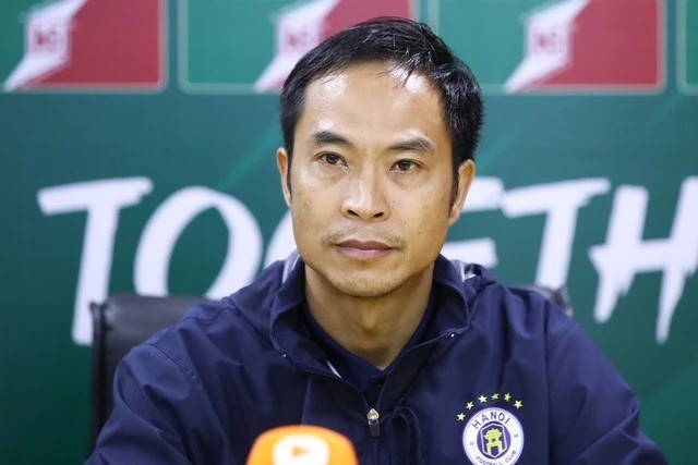 HLV Lê Đức Tuấn đã nhận hết trách nhiệm về mình sau trận thua Hải Phòng FC