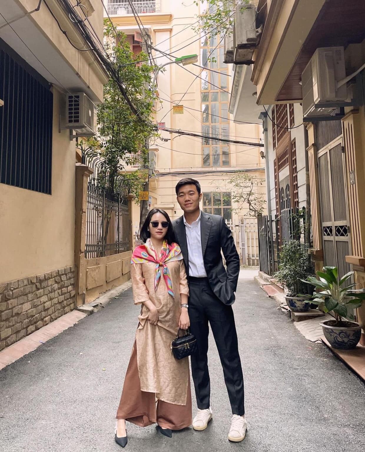 Gương mặt xinh xắn của Nhuệ Giang, thoạt nhìn không ai nghĩ rằng cô hơn Xuân Trường tới 2 tuổi