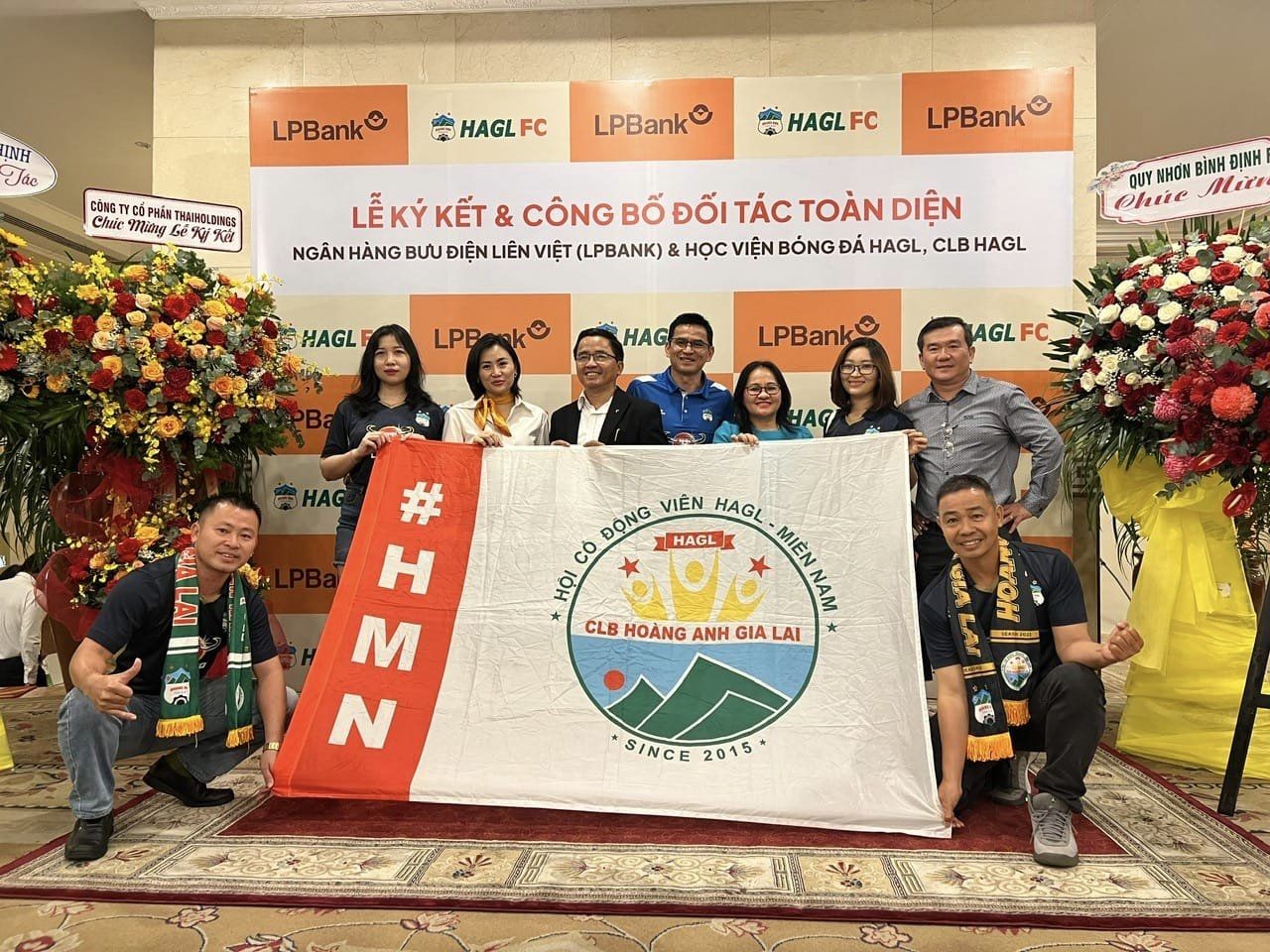 Vì sao CLB HAGL của bầu Đức quyết định đổi tên? - Ảnh 1 Vì sao CLB HAGL của bầu Đức quyết định đổi tên? - Ảnh 1