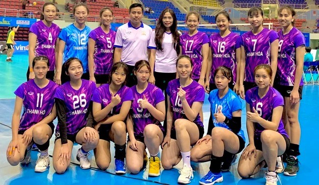 CLB Xi măng Long Sơn Thanh Hóa trước nguy cơ xuống hạng CLB Xi măng Long Sơn Thanh Hóa trước nguy cơ xuống hạng