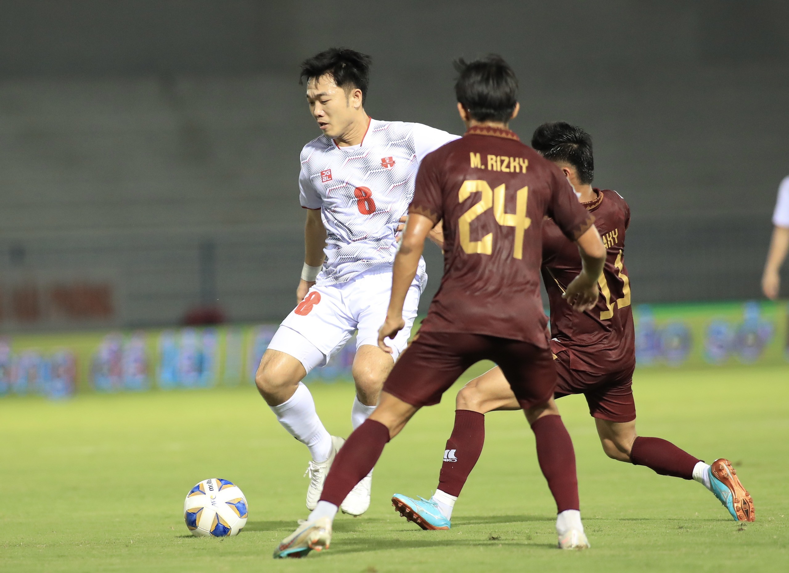 CLB Hải Phòng bị AFC phạt do tổ chức trận đấu chậm CLB Hải Phòng bị AFC phạt do tổ chức trận đấu chậm
