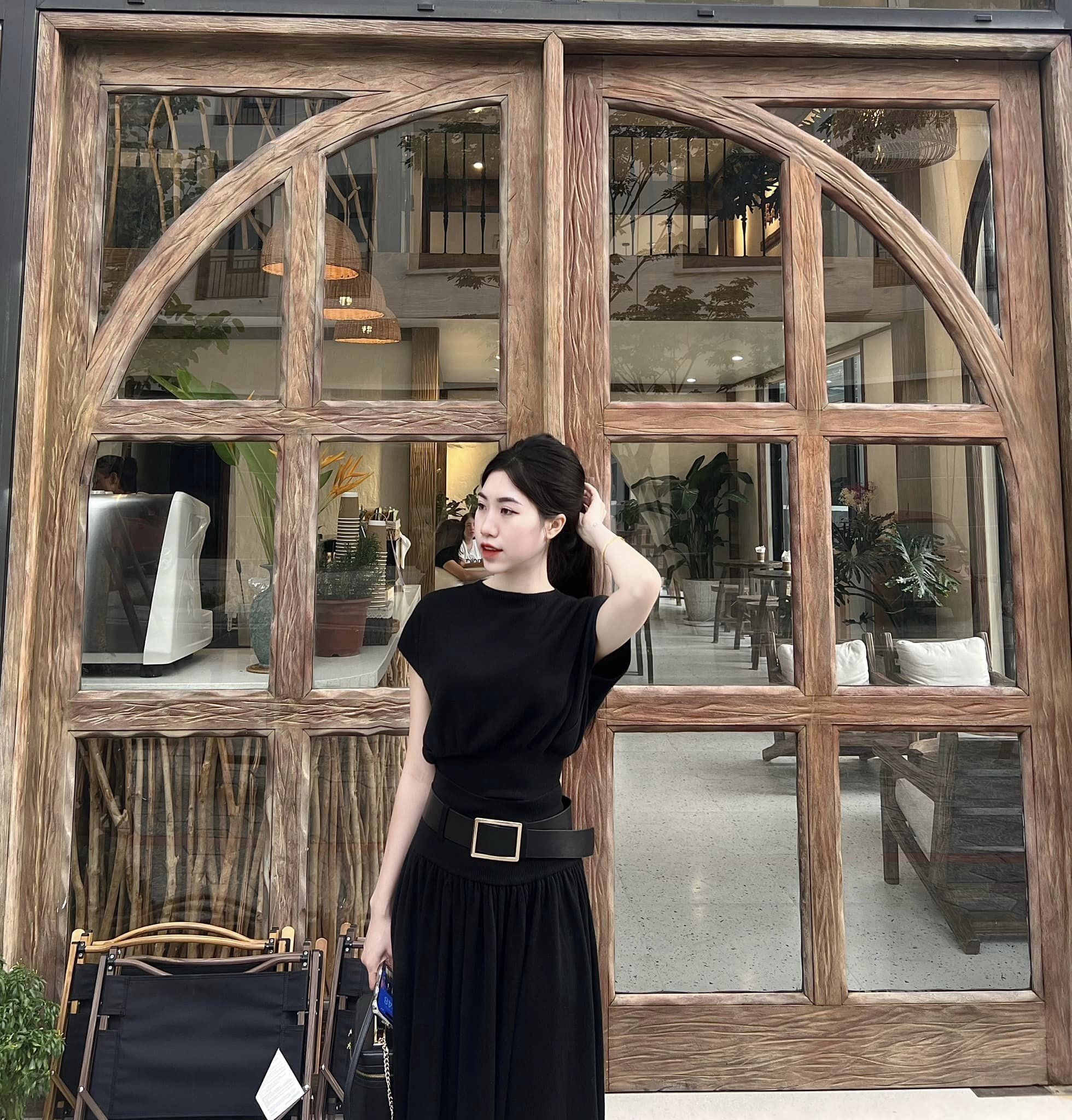 Em gái Văn Toàn lên facebook tuyển người yêu cho anh trai - Ảnh 1 Em gái Văn Toàn lên facebook tuyển người yêu cho anh trai - Ảnh 1