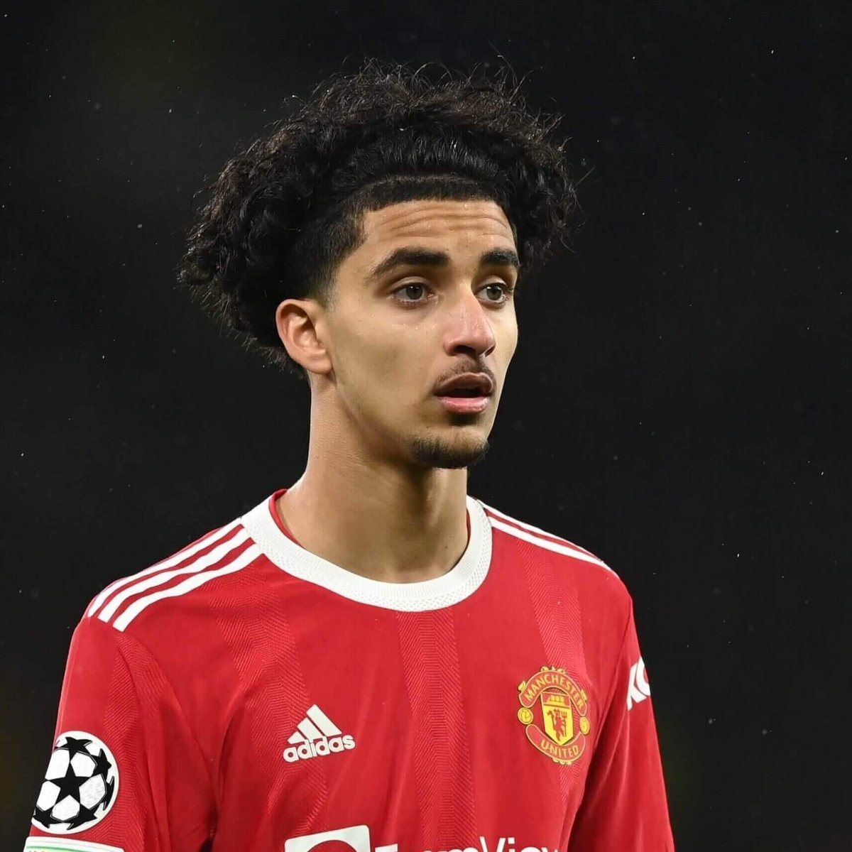 Zidane Iqbal từng khoác áo Man Utd