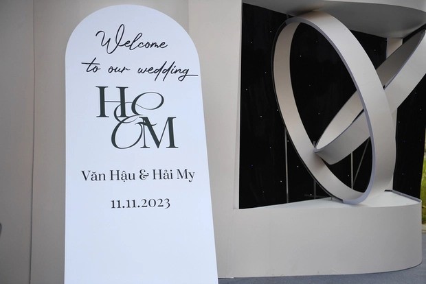 Bên trong rạp cưới 'siêu khủng' nhà Đoàn Văn Hậu chuẩn bị đón cô dâu Doãn Hải My - Ảnh 2