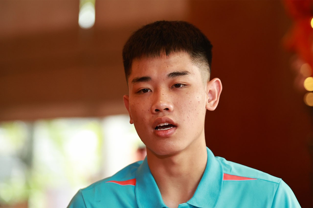 Em út tuyển Việt Nam tuyên bố không để HLV Troussier thất vọng ở vòng loại World Cup 2026 - Ảnh 1