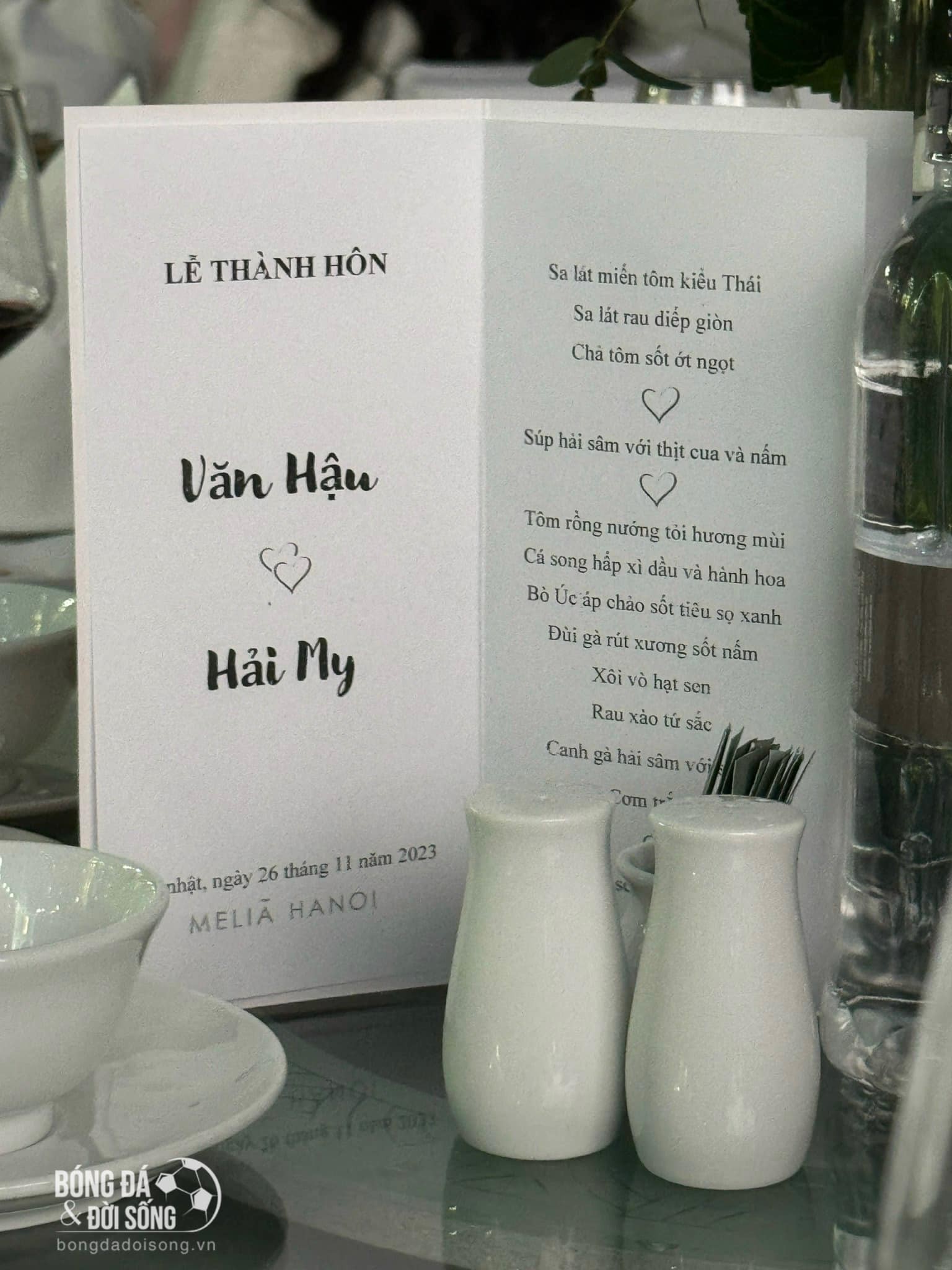 Thực đơn tại cỗ cưới của Văn Hậu và Hải My