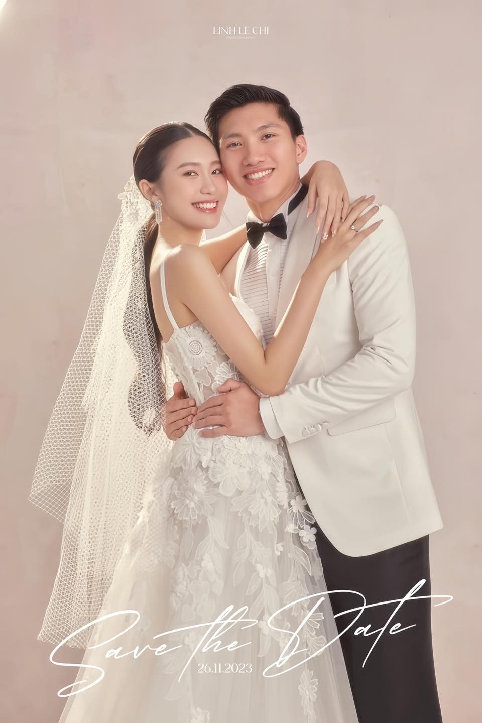 Theo đó, Đoàn Văn Hậu cùng Doãn Hải My sẽ tổ chức tiệc cưới lần thứ 2 ở một khách sạn hạng sang tại Hà Nội. Đám cưới của cặp đôi nhận được nhiều sự quan tâm từ dân tình. Ảnh: FB Linh Le Chi