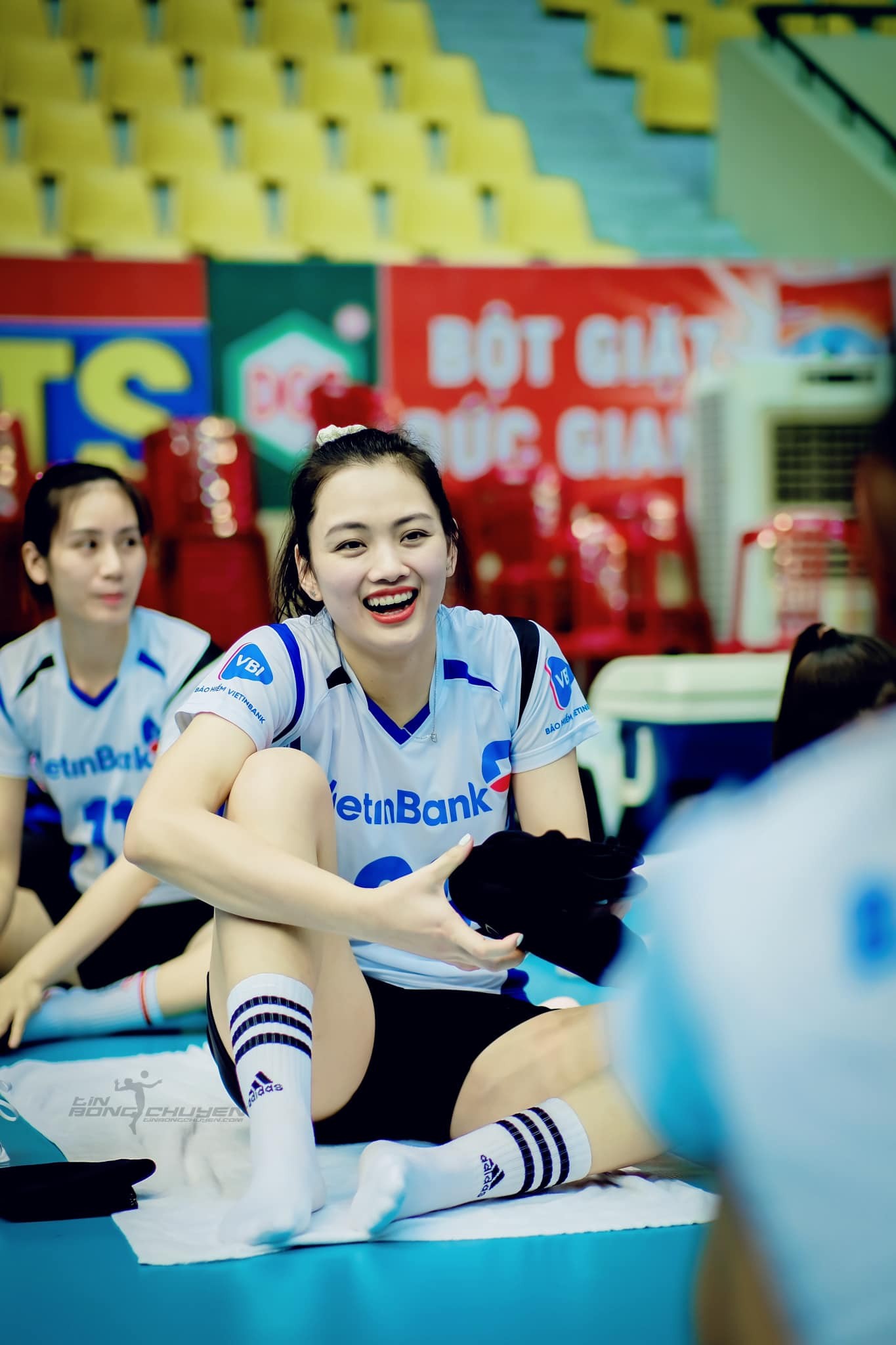 Cô sở hữu chiều cao 1m74 cùng khả năng chơi bóng điêu luyện, nhanh nhẹn, đã giúp cô gặt hái được nhiều thành tích đáng tự hào. 