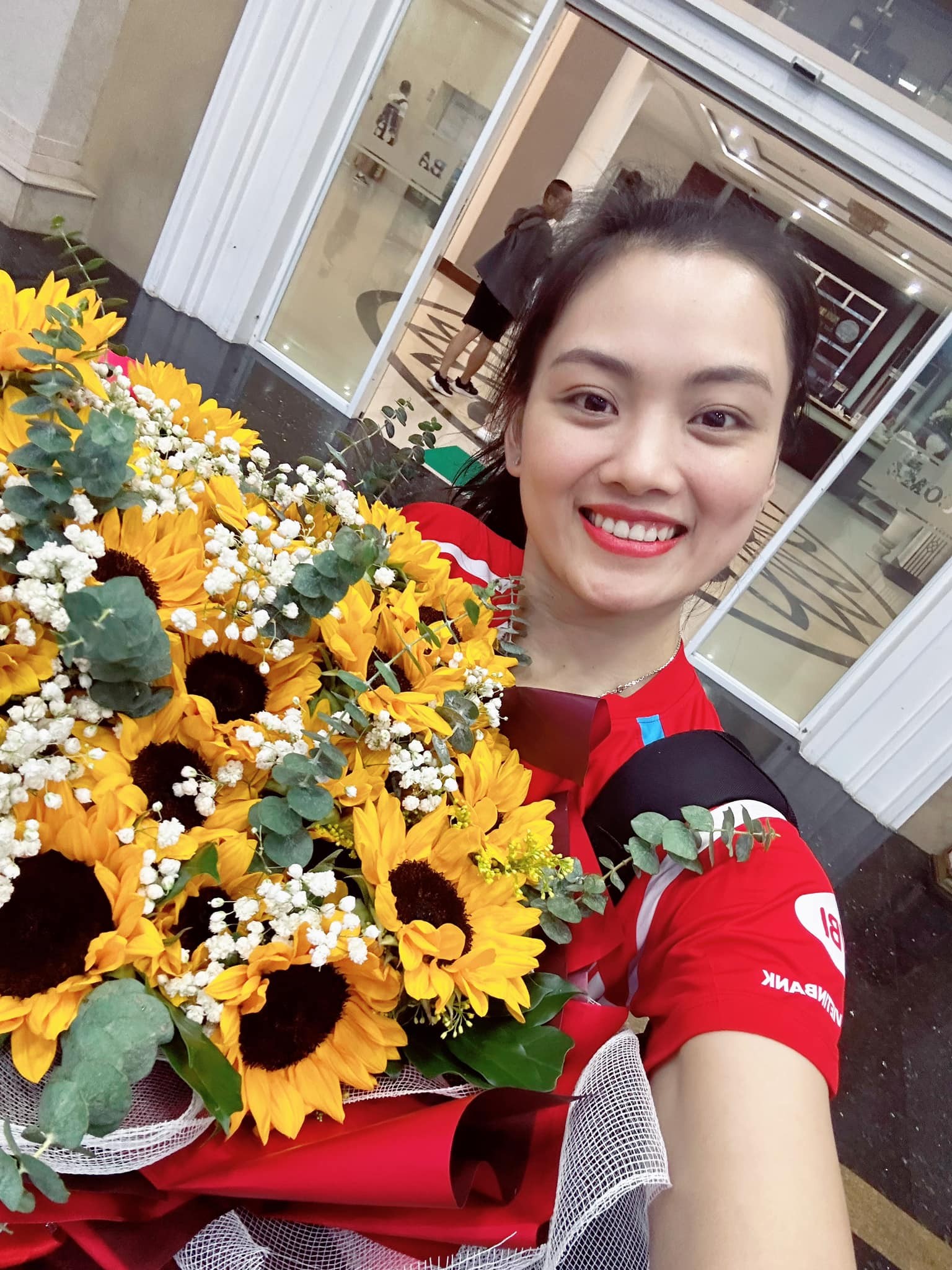 Thu Hoài là một trong những VĐV rất chăm lo cho con đường học vấn. Ngoài lịch tập luyện và thi đấu dày đặc, Thu Hoài vẫn học tập một cách đầy nghiêm túc.