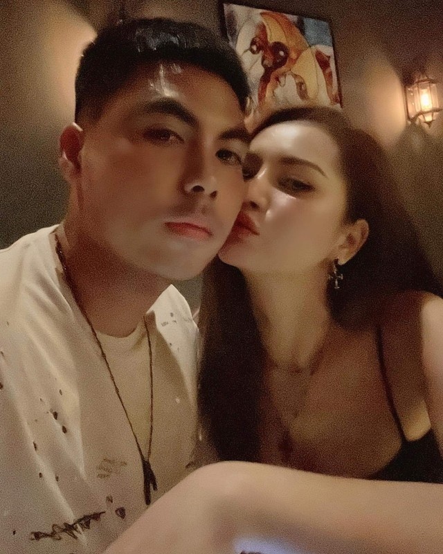 Đức Huy có chuyện tình rất đẹp với bạn gái Tô Khánh Huyền. Cặp đôi đã có 5 năm âm thầm hẹn hò. Thời gian rảnh không phải tập luyện, thi đấu Đức Huy lại từ Nam Định đi lên Hà Nội để gặp bạn gái.