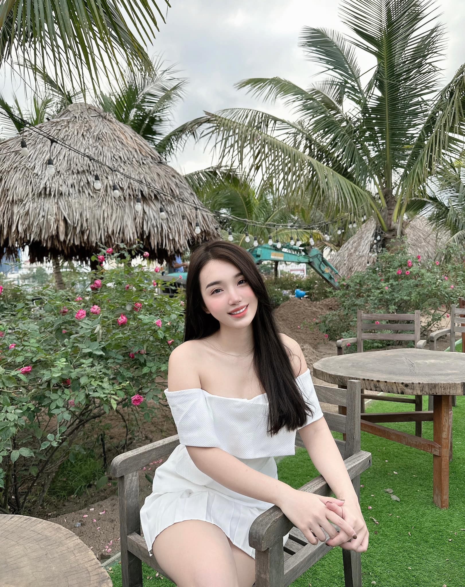 Minh Anh sở hữu nhan sắc hút hồn cùng thân hình nuột nà. Ảnh: FBNV