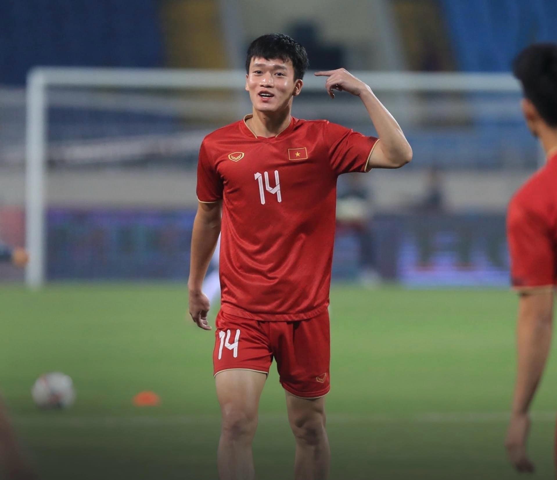 Hoàng Đức vẫn cần điều chỉnh để phù hợp với lối đá của tuyển Việt Nam hiện tại. Ảnh: FBNV