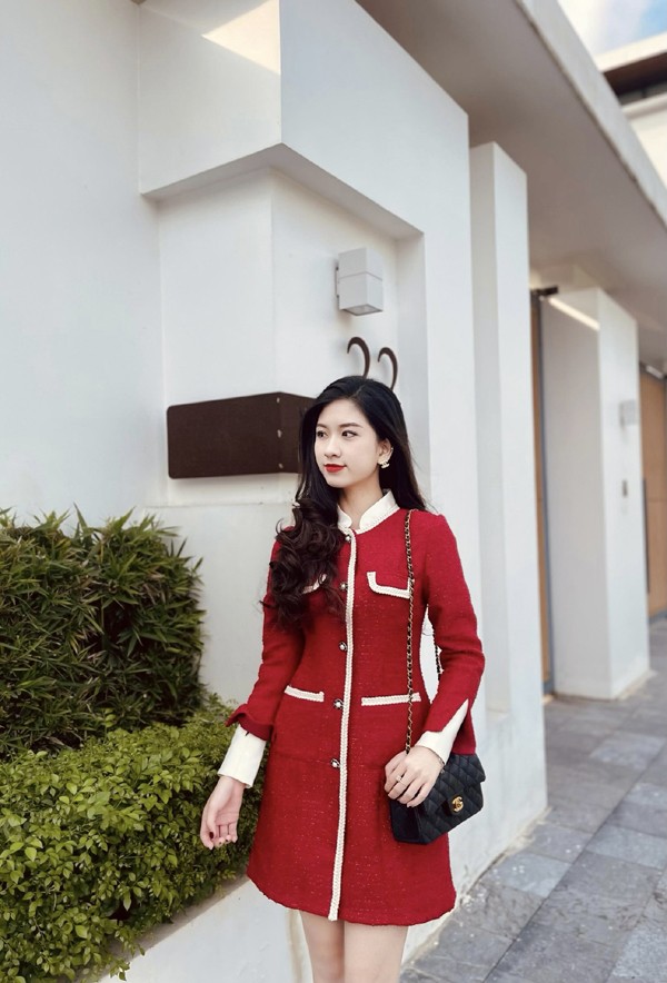 Mỗi bức hình của Doanh Nhi luôn nhận được hàng trăm lượt like và bình luận.