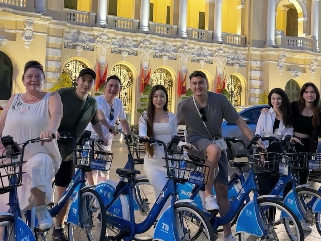 Yến Xuân có mối quan hệ thân thiết với gia đình bạn trai. Ảnh: Internet Yến Xuân có mối quan hệ thân thiết với gia đình bạn trai. Ảnh: Internet
