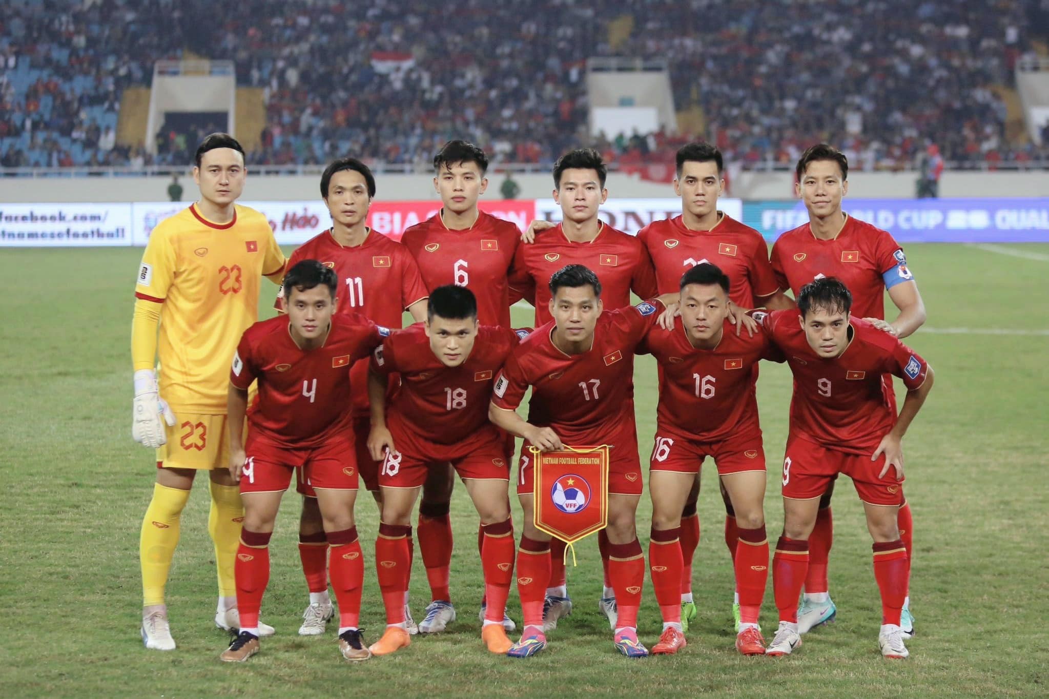 Siêu máy tính dự đoán tuyển Việt Nam có cơ hội vượt qua vòng bảng Asian Cup 2023. Ảnh: Internet Siêu máy tính dự đoán tuyển Việt Nam có cơ hội vượt qua vòng bảng Asian Cup 2023. Ảnh: Internet
