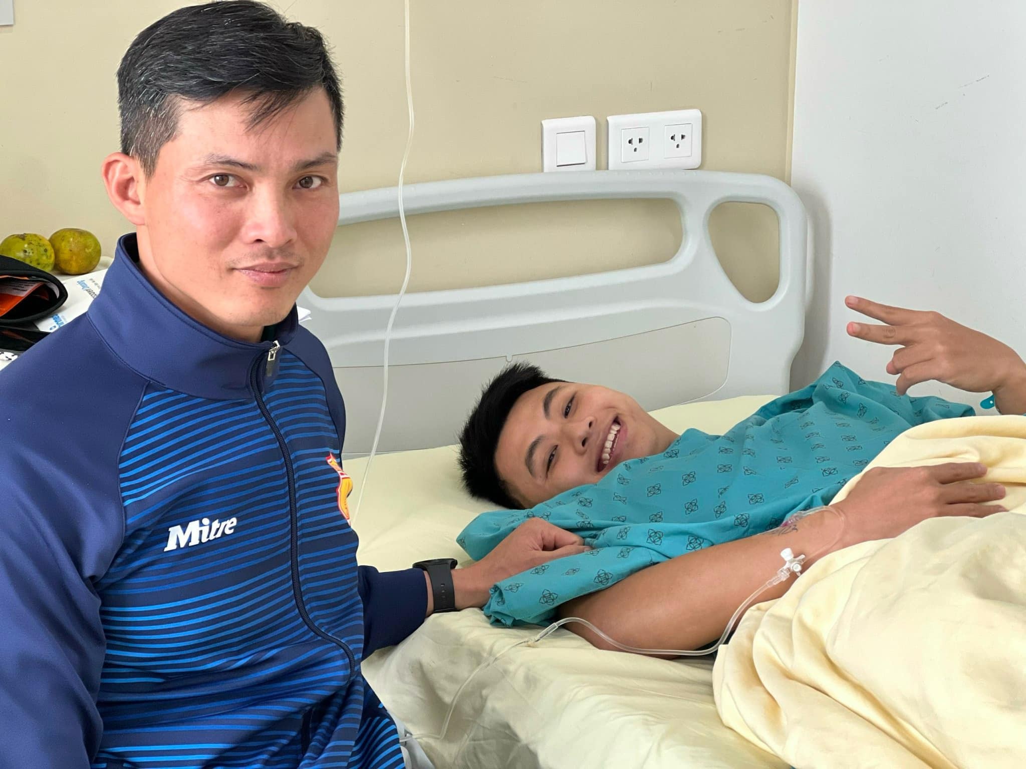 Thủ môn Trần Đức Dũng phẫu thuật thành công chấn thương dây chằng. Ảnh: CLB Nam Định