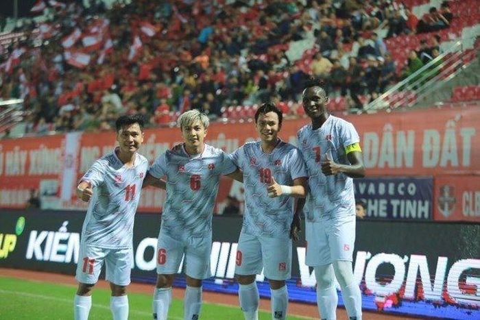 Bảng xếp hạng vòng 6 V-League 2023/24: Hà Nội FC trở lại cuộc đua, Hải Phòng vươn lên top 4 - Ảnh 3 Bảng xếp hạng vòng 6 V-League 2023/24: Hà Nội FC trở lại cuộc đua, Hải Phòng vươn lên top 4 - Ảnh 3