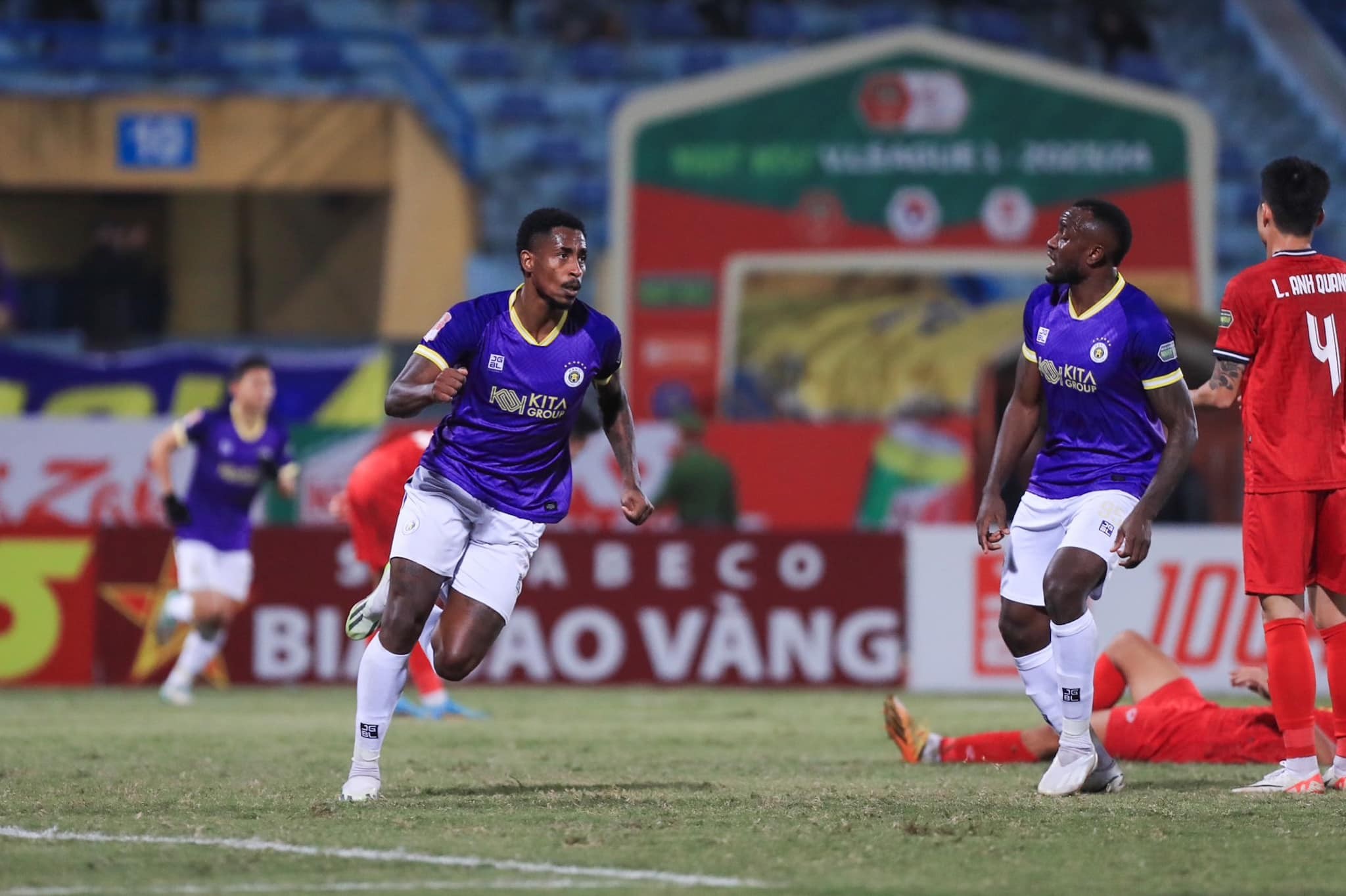 Hà Nội FC bất ngờ để Hồng Lĩnh Hà Tĩnh cầm hòa ngay tại Hàng Đẫy. Ảnh: Internet