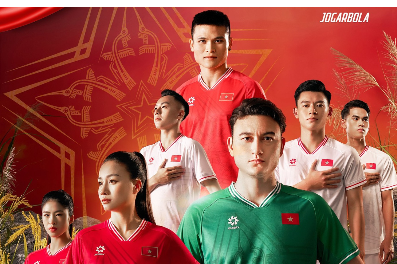 Mẫu áo mới của tuyển Việt Nam tại Asian Cup 2023 có gì đặc biệt? - Ảnh 1