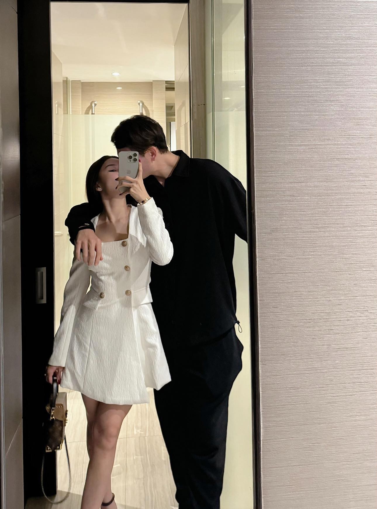 Khoảnh khắc ngọt ngào của Yến Xuân và bạn trai. Ảnh: FBNV Khoảnh khắc ngọt ngào của Yến Xuân và bạn trai. Ảnh: FBNV