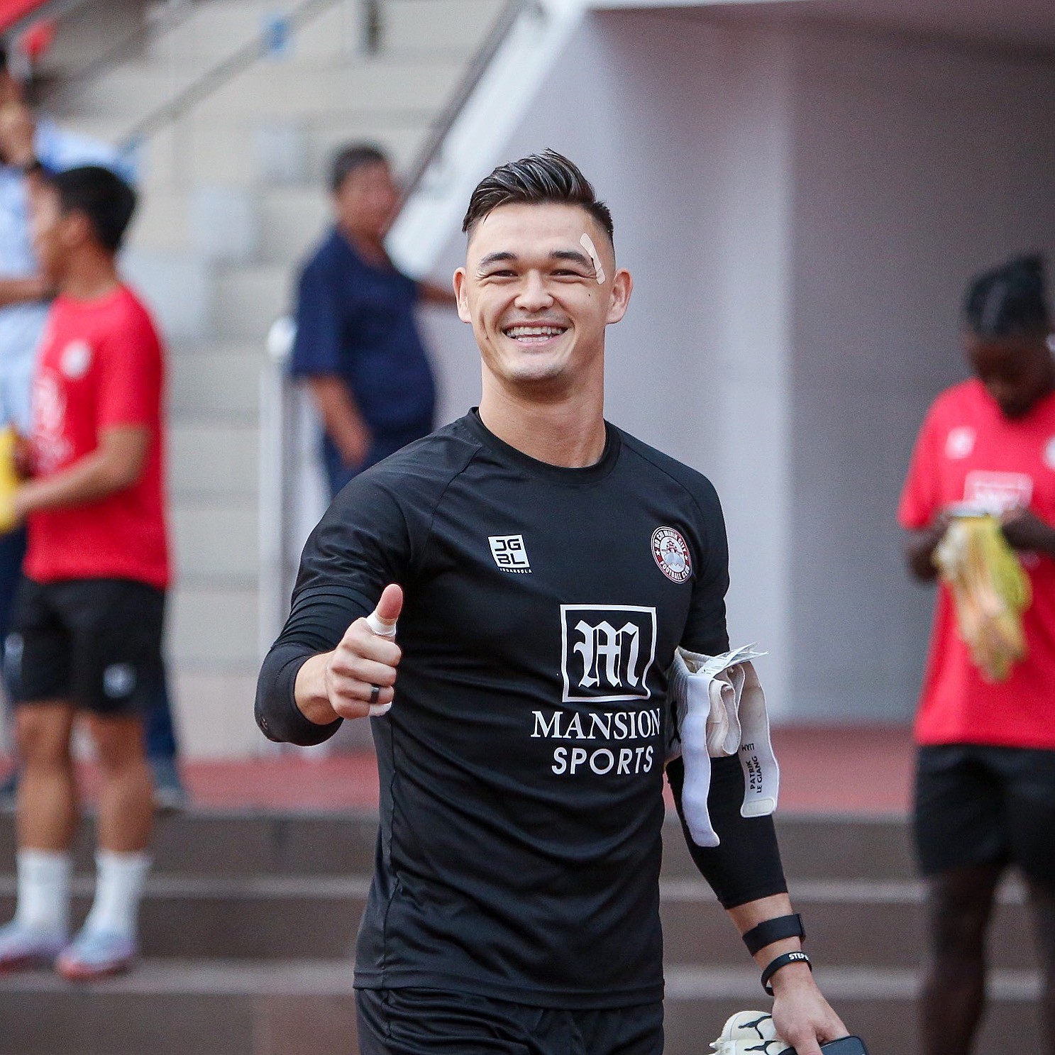 Thủ môn Patrik Lê Giang dần chứng tỏ được tài năng trong màu áo CLB TP.HCM. Ảnh: Internet