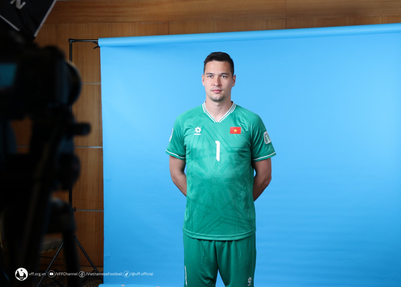 Tuyển Việt Nam rạng rỡ chụp ảnh truyền thông trước thềm Asian Cup 2023 - Ảnh 9