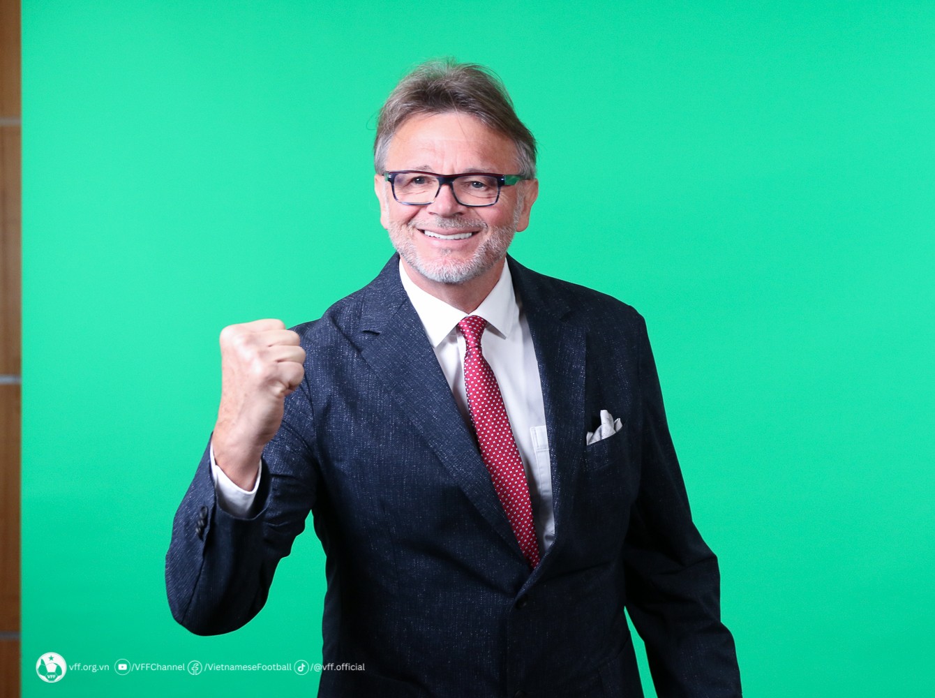 Tuyển Việt Nam rạng rỡ chụp ảnh truyền thông trước thềm Asian Cup 2023 - Ảnh 4