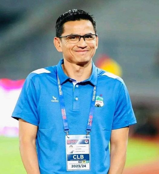 HLV Kiatisak nhận lời dẫn dắt CLB CAHN