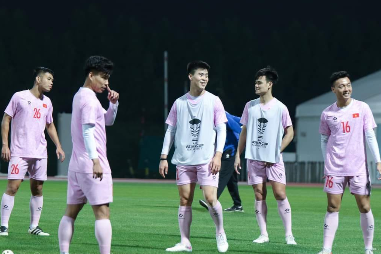 Tuyển Việt Nam loại 4 cầu thủ trước thềm Asian Cup 2023