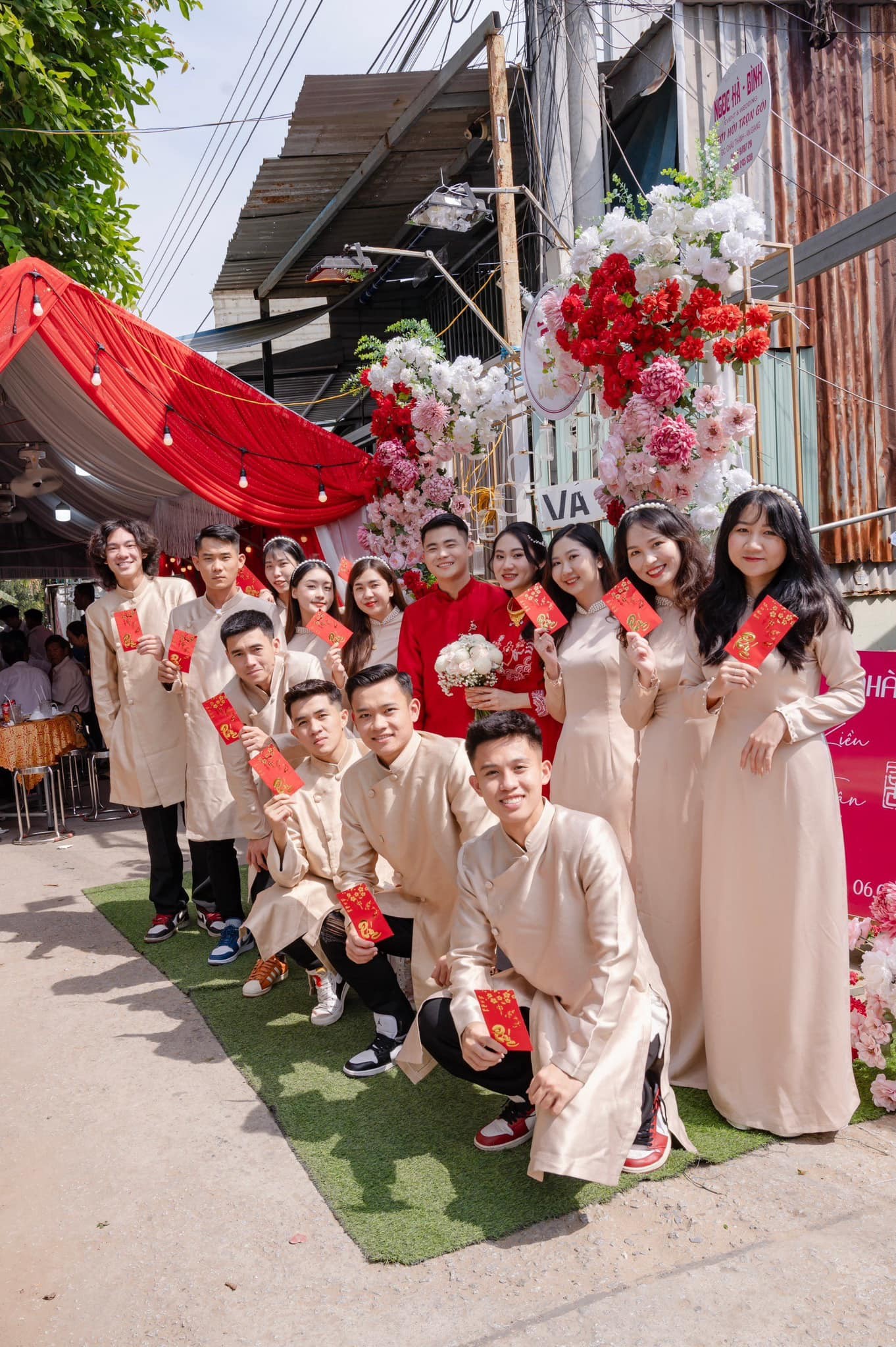 Lễ ăn hỏi của cặp đôi diễn ra ở quê của cô dâu ở An Giang