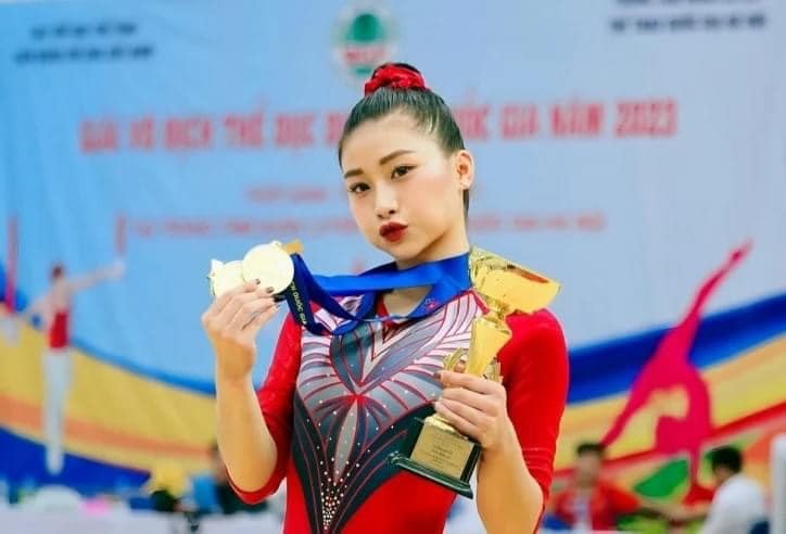 Ngoài ra, cô còn giành được 2 HCB, 2 HCĐ khi lần đầu tiên tham dự SEA Games 31. Như Phương được đánh giá là VĐV nữ hot nhất của thể dục dụng cụ Việt Nam
