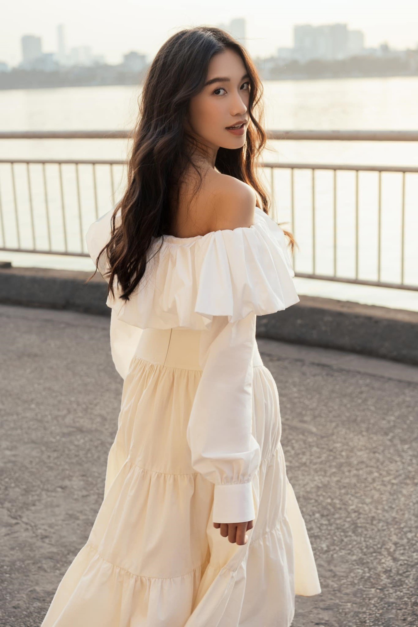 Hải My chuộng trang phục có nhiều khoảng hở, kiểu dáng cá tính, phù hợp xu hướng Gen Z