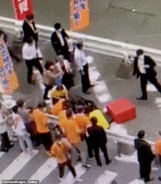 Hiện trường vụ ám sát cựu thủ tướng Shinzo Abe. Ảnh: Dailymail