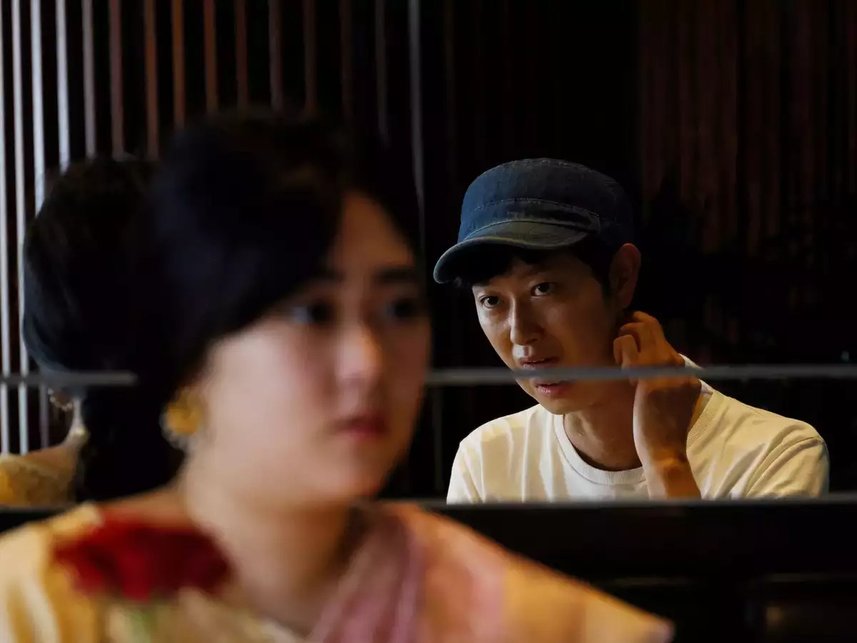 Nhiều người sẵn sàng bỏ tiền để thuê một người ở bên.