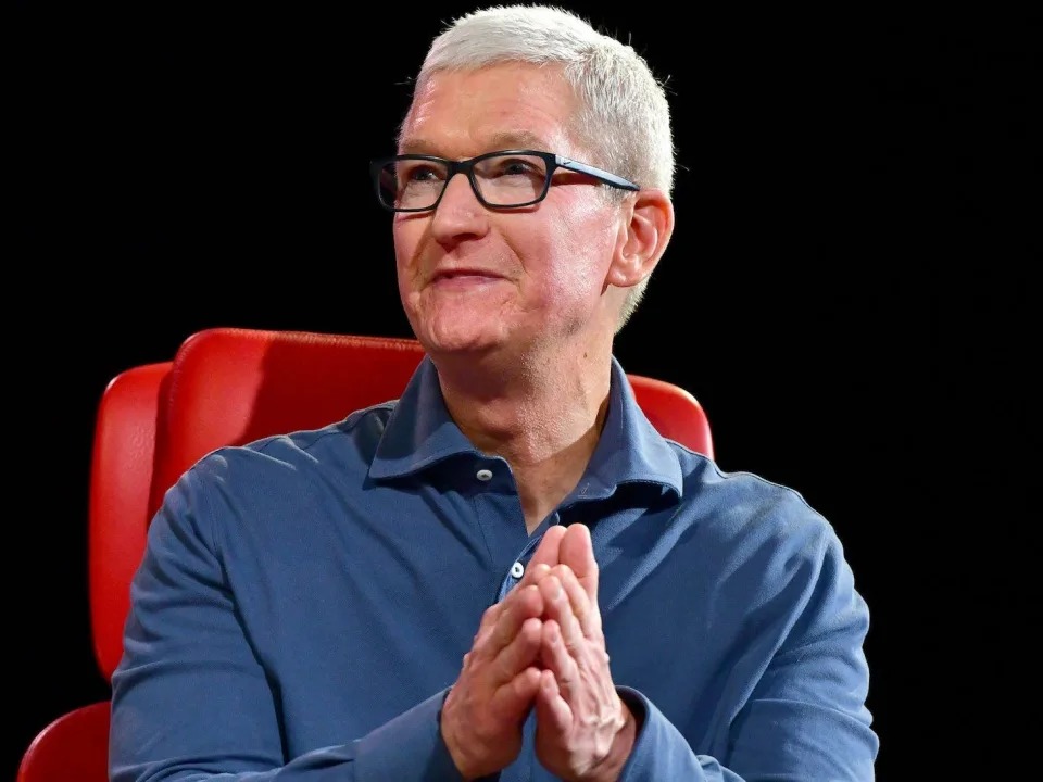 Tim Cook gợi ý 'mua iPhone cho mẹ bạn' sau lời phàn nàn về chất lượng video 1 Tim Cook gợi ý 'mua iPhone cho mẹ bạn' sau lời phàn nàn về chất lượng video 1